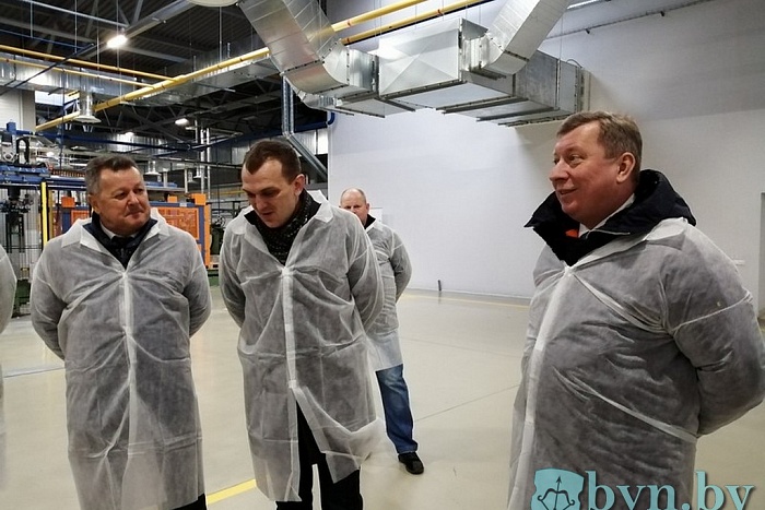 akkumulyatornyij-zavod-pod-brestom-ne-rabotaet-(foto)